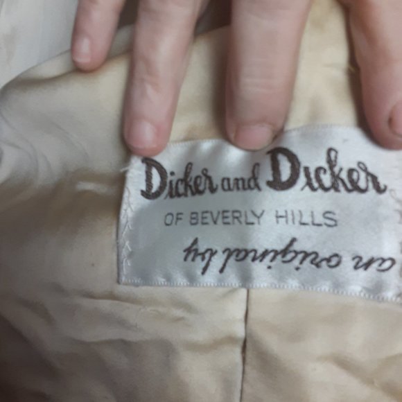 full length fox fur coat women's, go shape, made by Dicker & Dicker - Picture 2 of 11